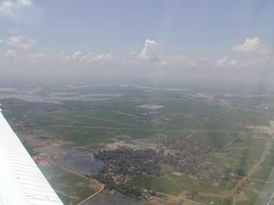 Decollati da Hanoi, direzione Cina